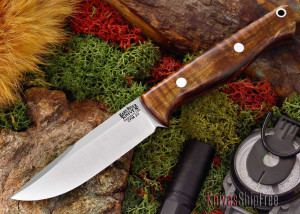 The Gunny Hunter comes in a variety of steels and handle options.