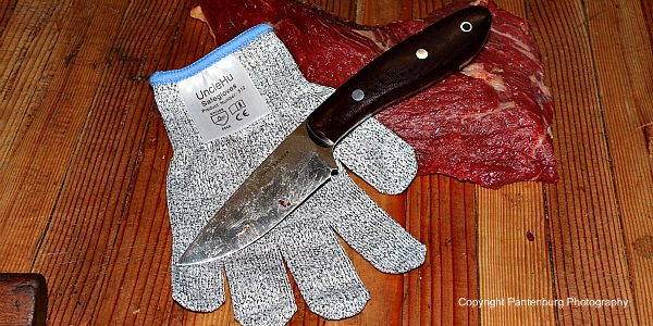 cut resistant glove, knife safety, knife handling
