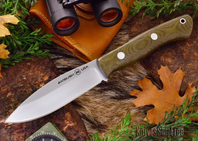 The Ambush Tundra combines a Canadian style blade with a Kalahari handle.